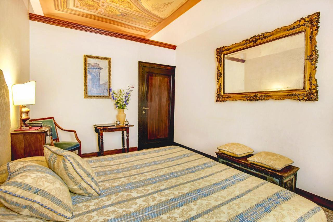 Palazzo Schiavoni Residenza D'Epoca & Suite-Apartments Venice Ngoại thất bức ảnh