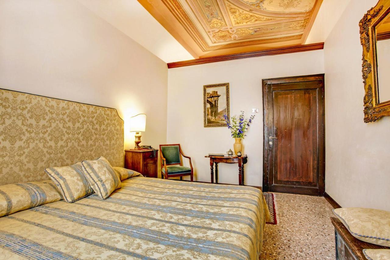 Palazzo Schiavoni Residenza D'Epoca & Suite-Apartments Venice Ngoại thất bức ảnh